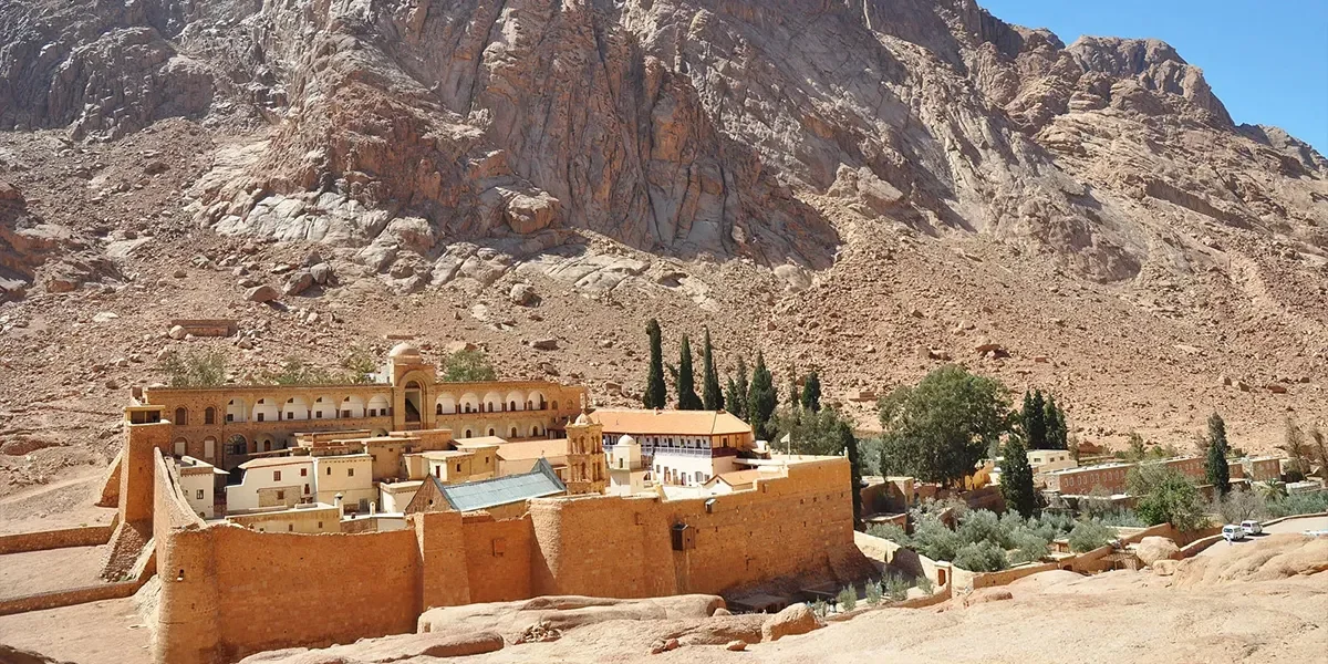 Dolphinarium-in-Sharm-El-Sheikh.jpg3